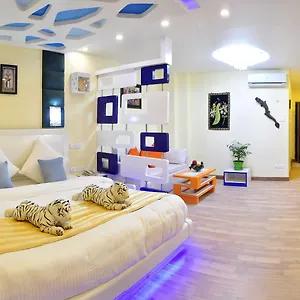 Royal Penguin Boutique & 4* Kathmandu
